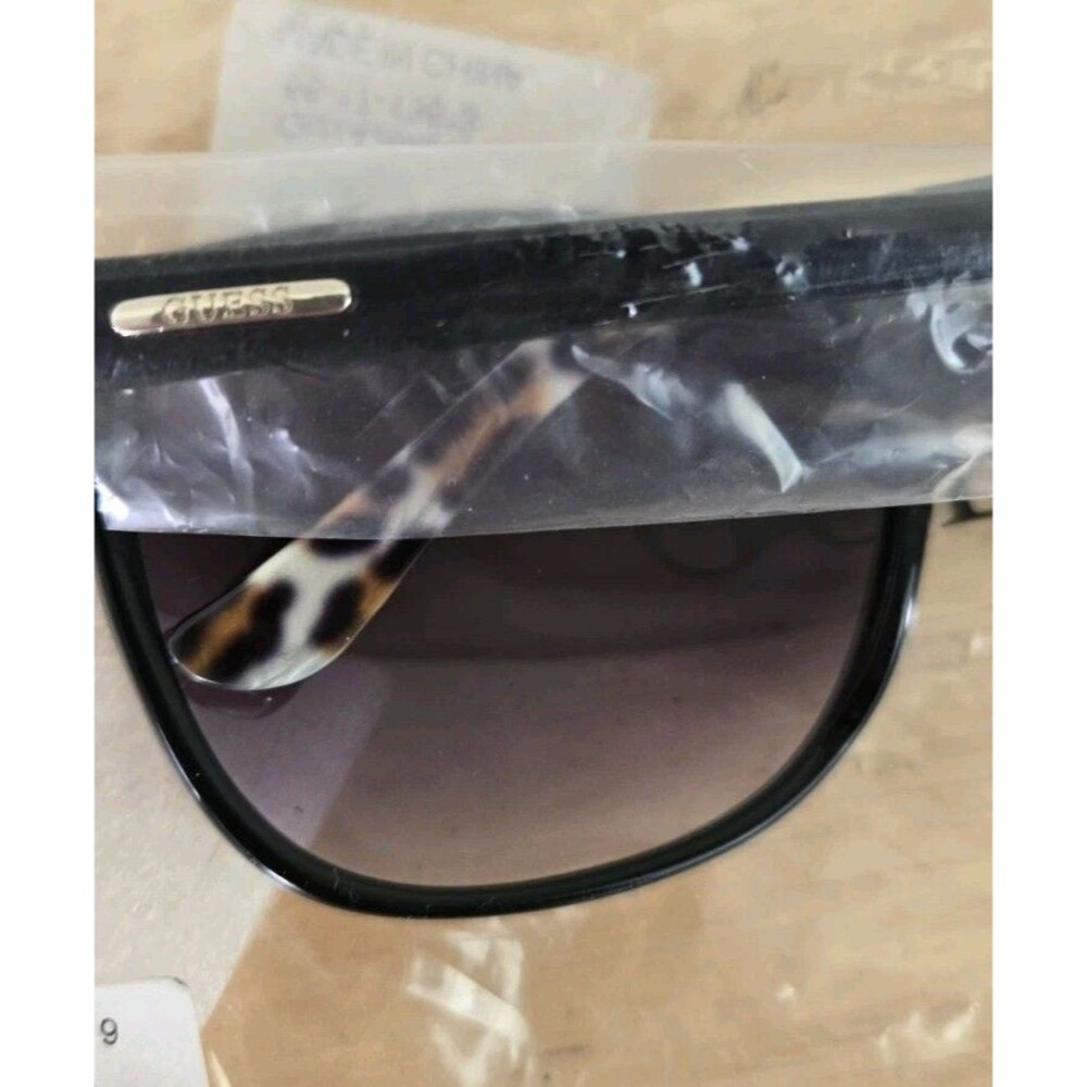 Women's Guess Sunglasses - Model GU7426/S-01B-58 - Animal Print - Discontinued - Picture 4 of 5